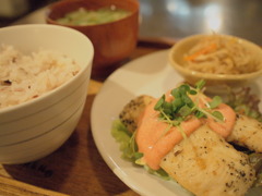 鶏ささみの明太子マヨネーズがけ　～カフェごはん～