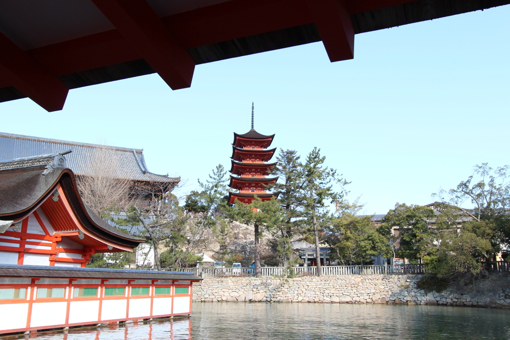 厳島神社