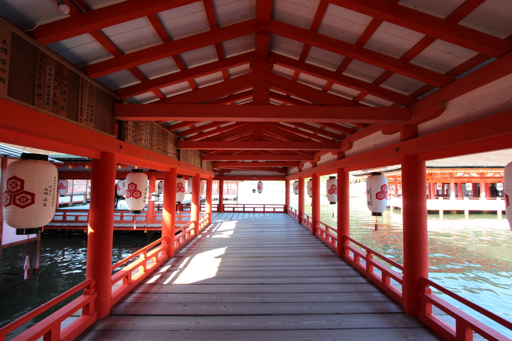 厳島神社