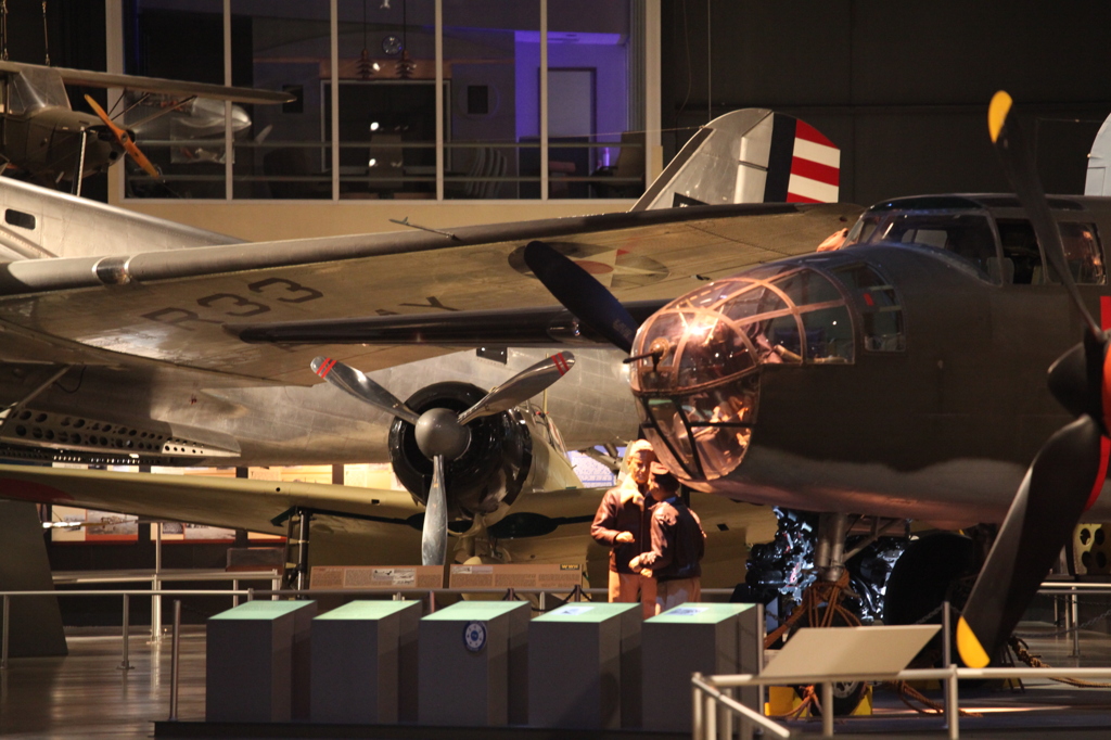 B-25&ZERO