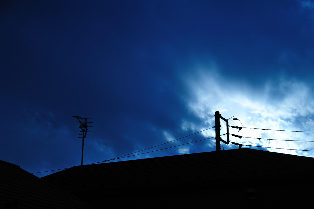 dark blue