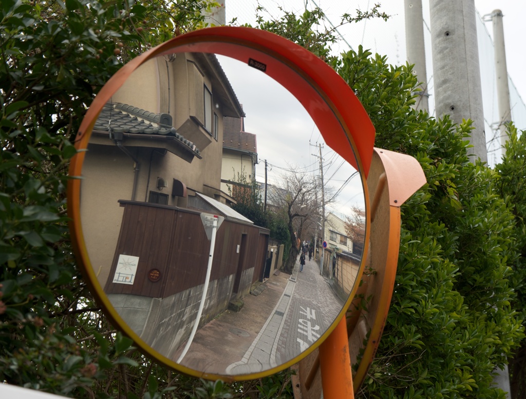 源頼朝の墓からの帰り道