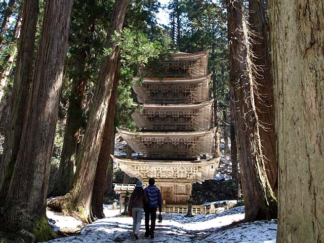 羽黒山国宝五重塔