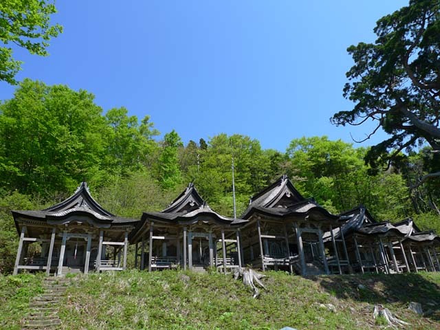 赤神神社五社堂