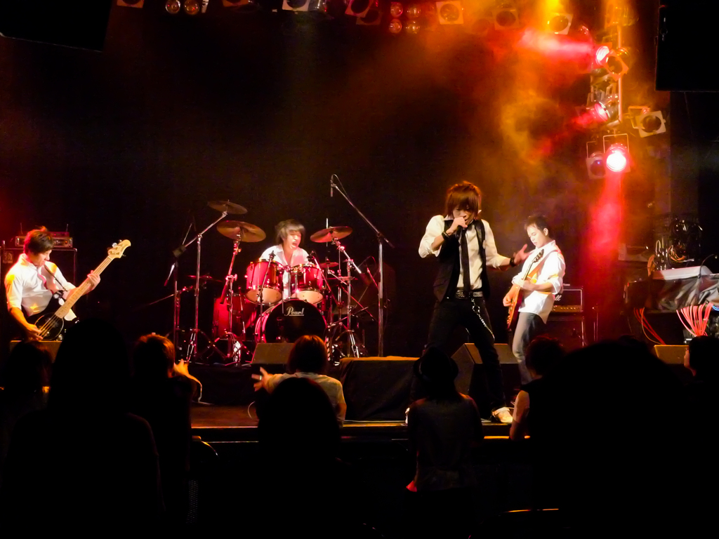 LIVE!