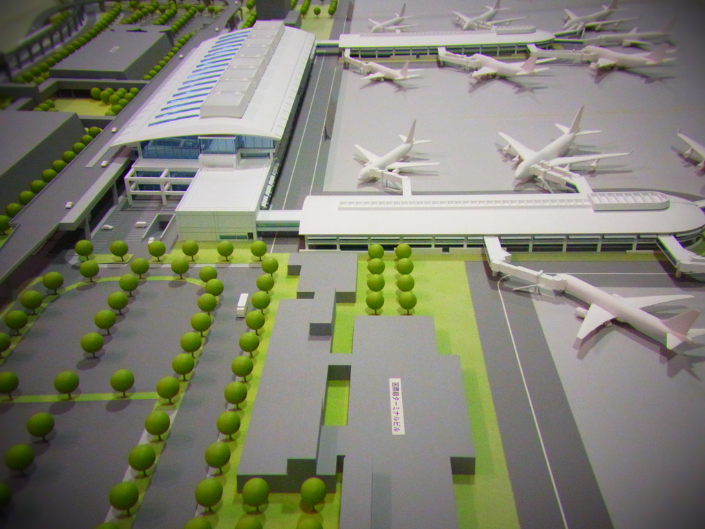 toy那覇空港