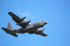 米軍機