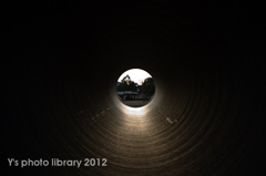 マンホールトンネル