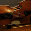 ヴァイオリンと弓