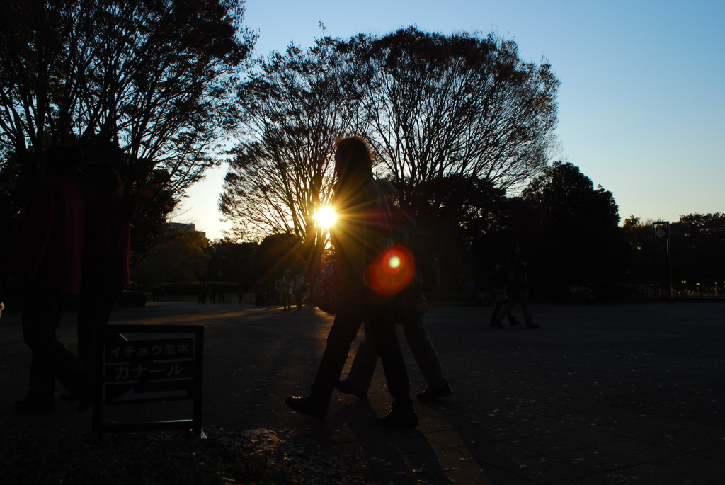 閉園