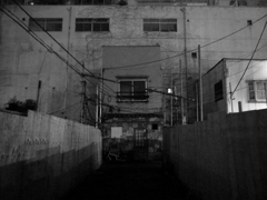 消え行く酒場2