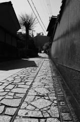 石畳のある町、坂本