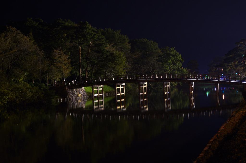 高田城へ続く橋