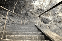 急な階段