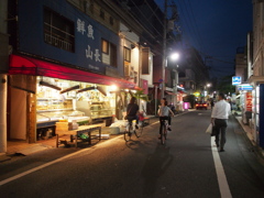 よみせ通り