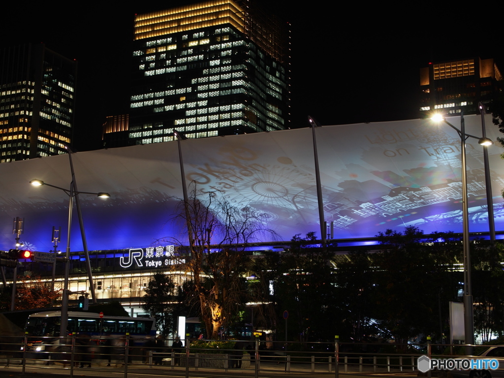 東京駅グランルーフ Light on Train-2