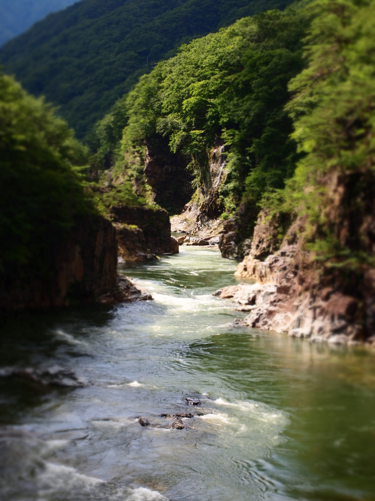 流
