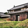 門