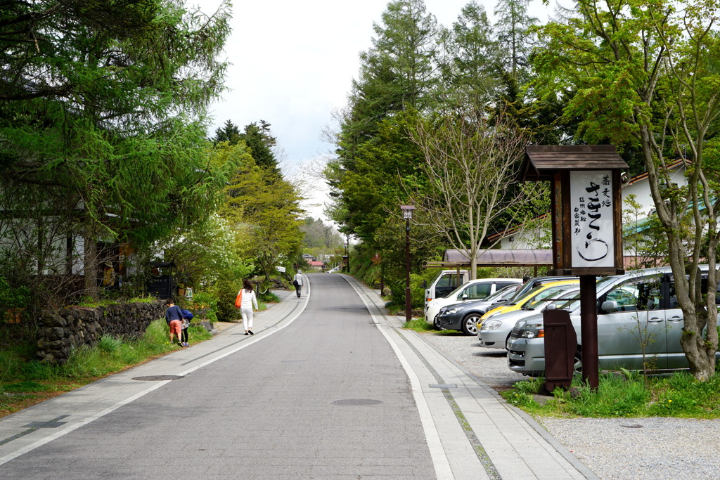 涼し気な街並
