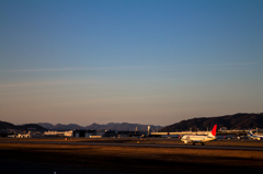 EOS Mで伊丹空港の夕景