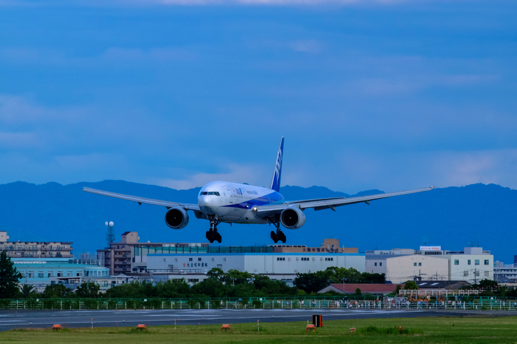 伊丹空港にて