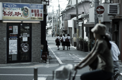 それぞれの家路