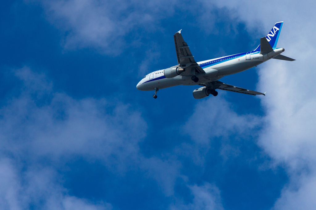 ベランダから飛行機