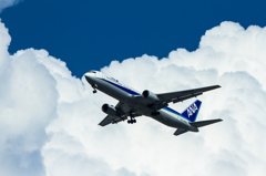 ベランダから飛行機