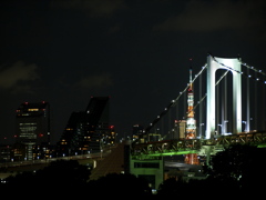 虹橋と紅塔