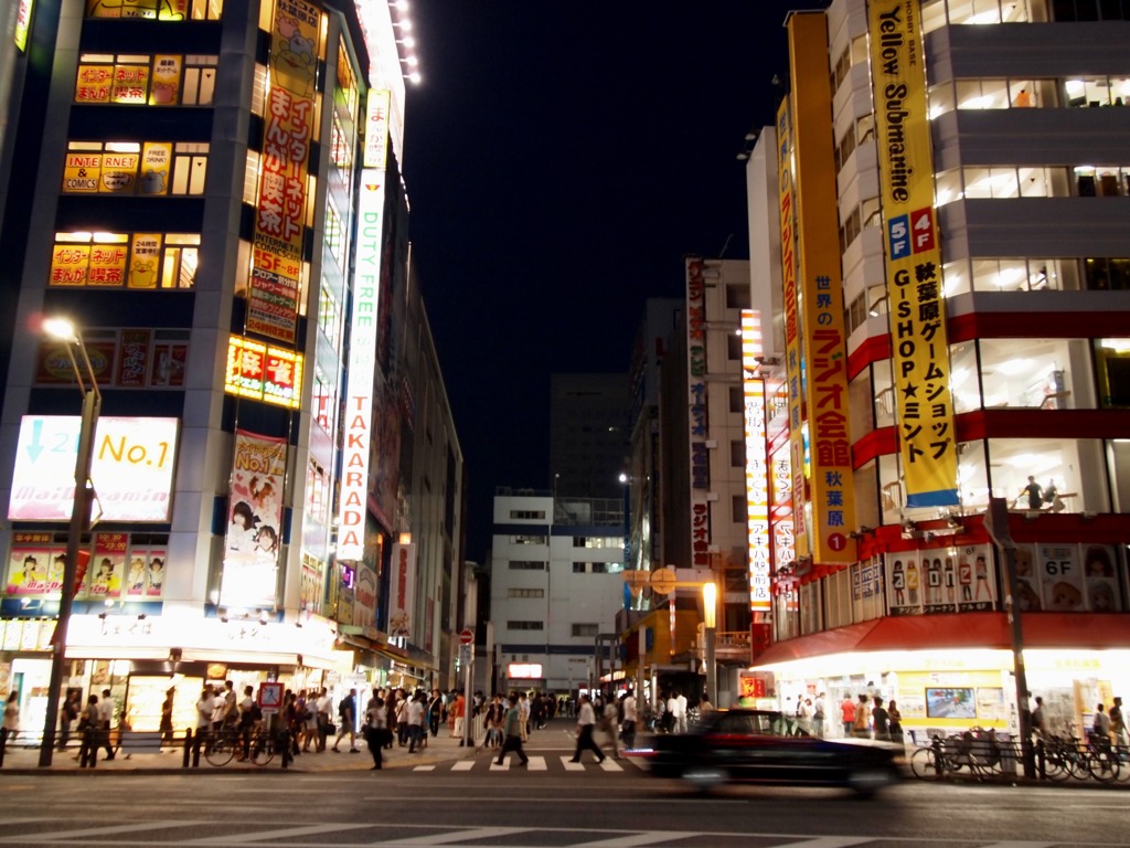 秋葉原の夜