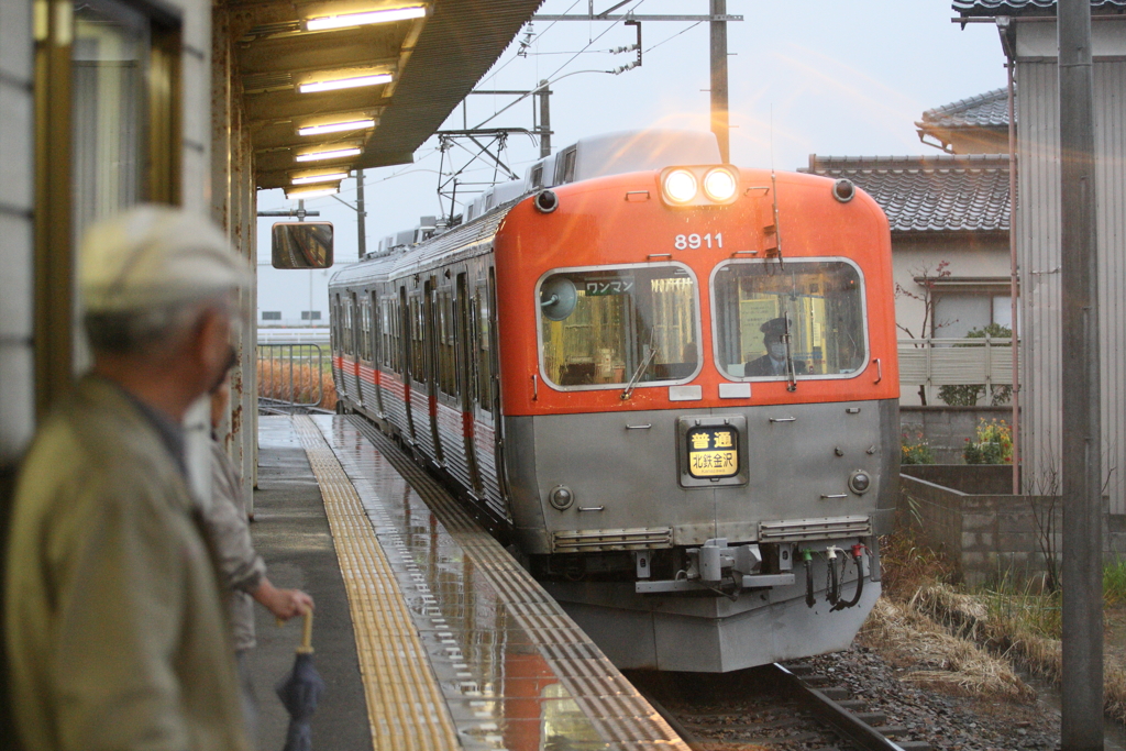 E1D30708
