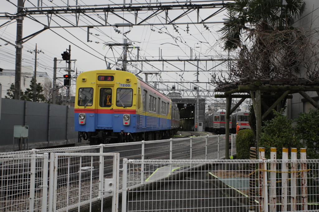 E1D37518