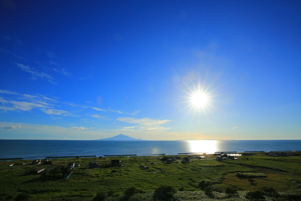 北に沈む夕日