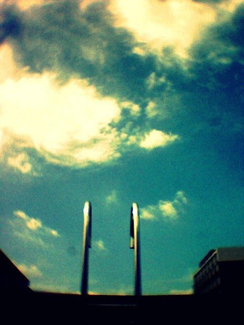 空に続くはしご