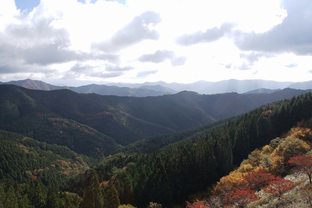 鶴姫公園からの紀伊山脈