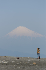 対峙する