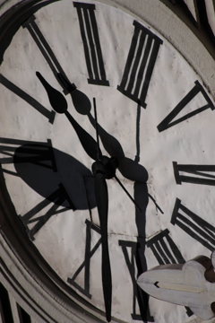 ちょっと!押さないでよっ!