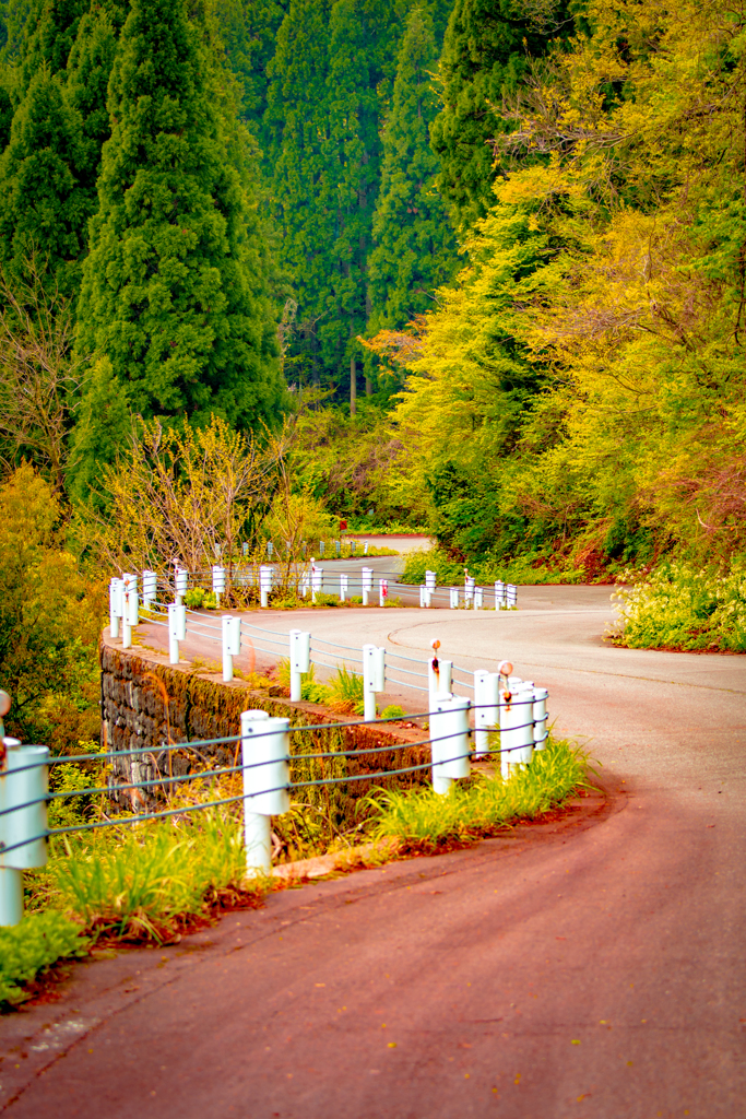 カラフルな峠