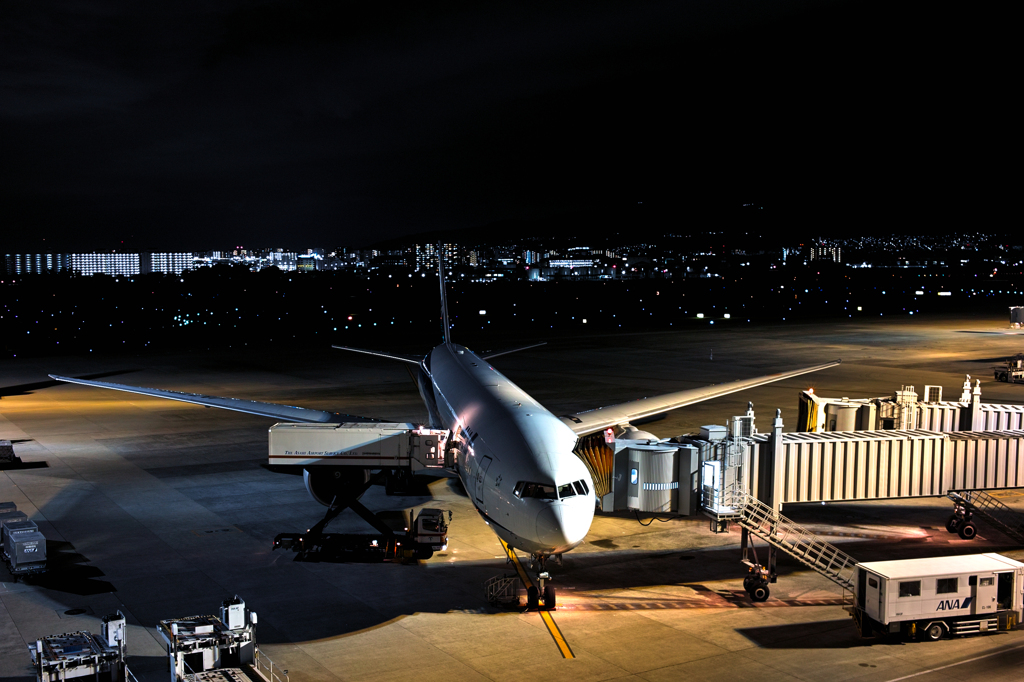 大阪国際空港の夜景