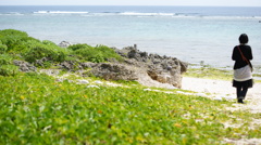神が光臨し海岸。