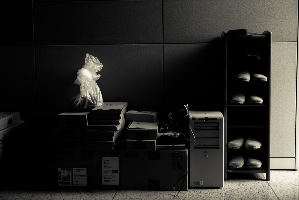 オフィスの隅にて