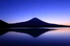 Symmetry Fuji