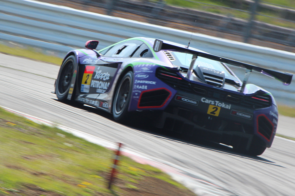 MP4-12C