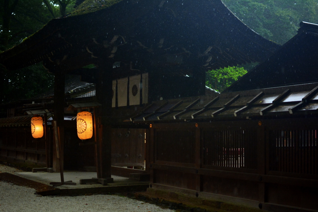 河合神社・夕立
