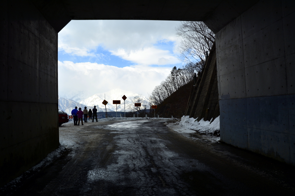 白沢峠隧道より