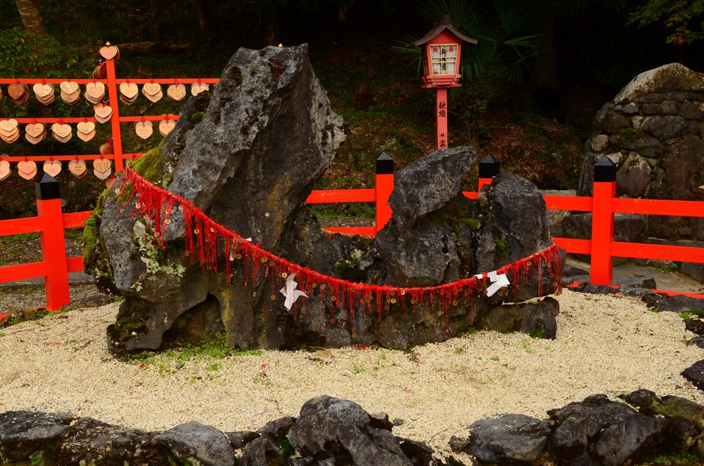 出雲大神宮の夫婦岩