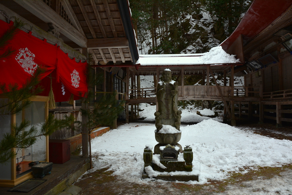 仏崎山観音寺の三が日