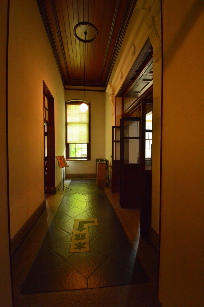京都文化博物館・廊下