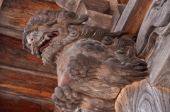 霊松寺山門の獅子鼻