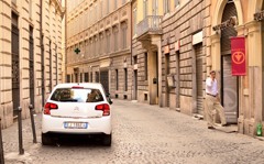 uomo&C3